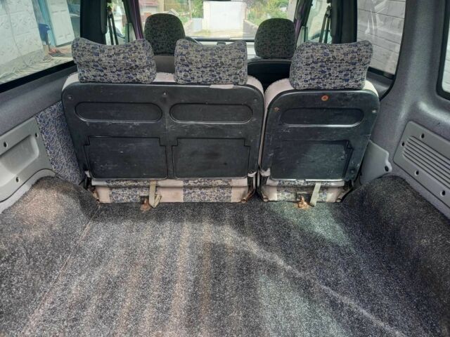 Фиолетовый Рено Кенгу, объемом двигателя 1.5 л и пробегом 300 тыс. км за 2200 $, фото 10 на Automoto.ua