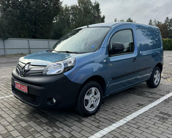 Фиолетовый Рено Кенгу, объемом двигателя 0 л и пробегом 44 тыс. км за 10900 $, фото 6 на Automoto.ua
