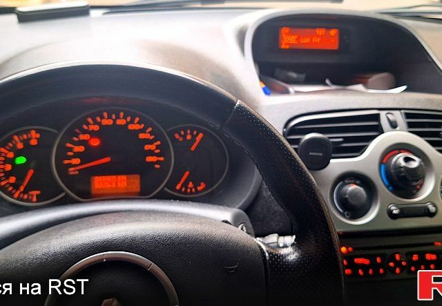 Коричневий Рено Кєнгу, об'ємом двигуна 1.5 л та пробігом 265 тис. км за 9000 $, фото 6 на Automoto.ua