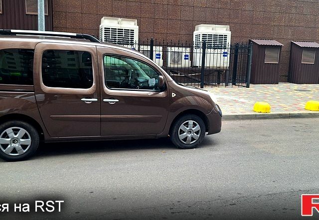 Коричневий Рено Кєнгу, об'ємом двигуна 1.5 л та пробігом 265 тис. км за 9000 $, фото 4 на Automoto.ua