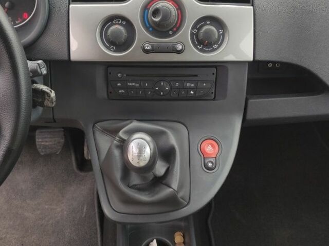 Коричневий Рено Кєнгу, об'ємом двигуна 1.5 л та пробігом 254 тис. км за 7800 $, фото 6 на Automoto.ua