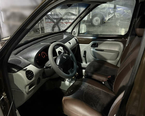 Коричневий Рено Кєнгу, об'ємом двигуна 1.5 л та пробігом 370 тис. км за 3500 $, фото 7 на Automoto.ua