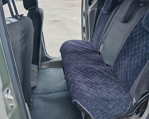 Коричневый Рено Кенгу, объемом двигателя 1.46 л и пробегом 285 тыс. км за 6700 $, фото 7 на Automoto.ua