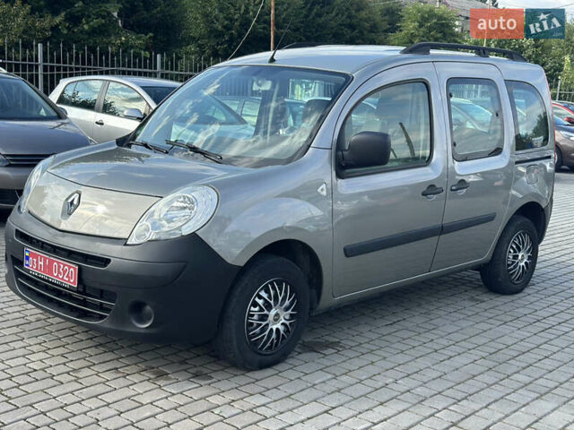 Коричневый Рено Кенгу, объемом двигателя 1.6 л и пробегом 189 тыс. км за 7800 $, фото 2 на Automoto.ua