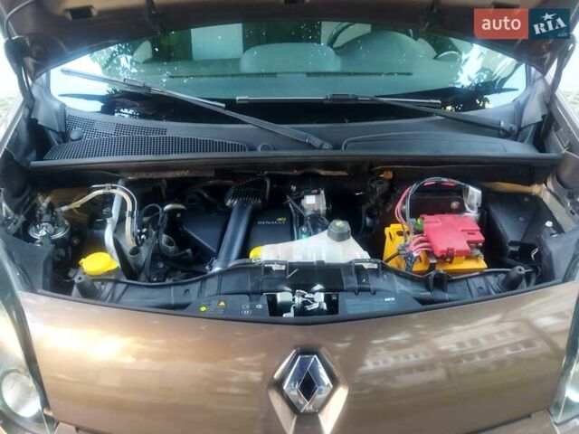 Коричневий Рено Кєнгу, об'ємом двигуна 1.46 л та пробігом 205 тис. км за 8800 $, фото 26 на Automoto.ua