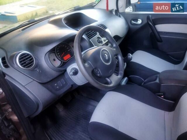 Коричневий Рено Кєнгу, об'ємом двигуна 1.46 л та пробігом 205 тис. км за 8800 $, фото 10 на Automoto.ua