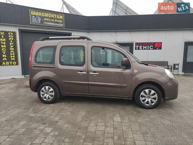 Коричневый Рено Кенгу, объемом двигателя 1.5 л и пробегом 254 тыс. км за 7400 $, фото 2 на Automoto.ua