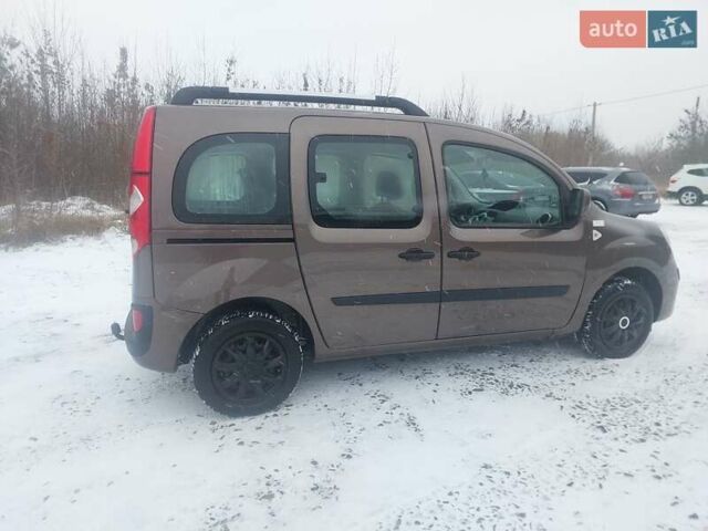 Коричневий Рено Кєнгу, об'ємом двигуна 1.5 л та пробігом 268 тис. км за 8300 $, фото 6 на Automoto.ua