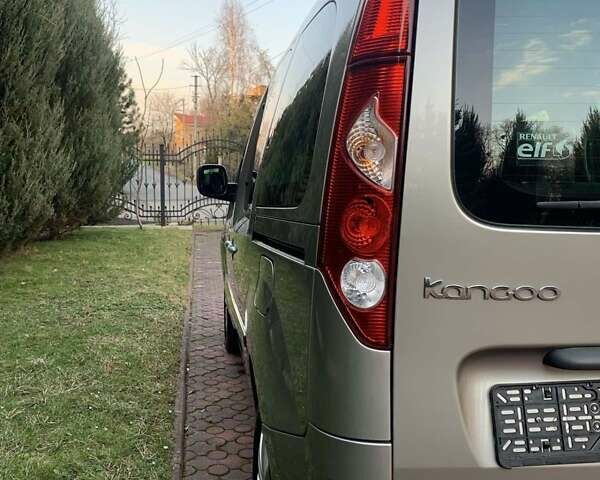 Коричневий Рено Кєнгу, об'ємом двигуна 1.5 л та пробігом 255 тис. км за 8890 $, фото 8 на Automoto.ua