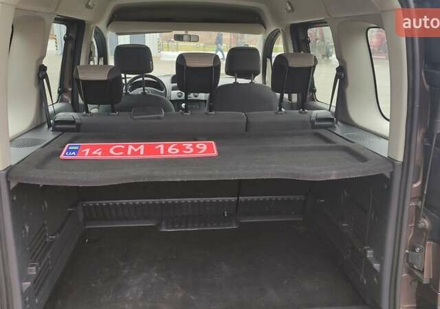 Коричневый Рено Кенгу, объемом двигателя 1.5 л и пробегом 254 тыс. км за 7400 $, фото 14 на Automoto.ua