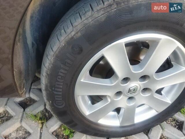 Коричневий Рено Кєнгу, об'ємом двигуна 1.46 л та пробігом 205 тис. км за 8800 $, фото 24 на Automoto.ua