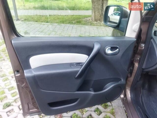 Коричневий Рено Кєнгу, об'ємом двигуна 1.46 л та пробігом 205 тис. км за 8800 $, фото 13 на Automoto.ua