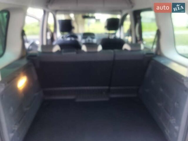 Коричневий Рено Кєнгу, об'ємом двигуна 1.46 л та пробігом 205 тис. км за 8800 $, фото 17 на Automoto.ua