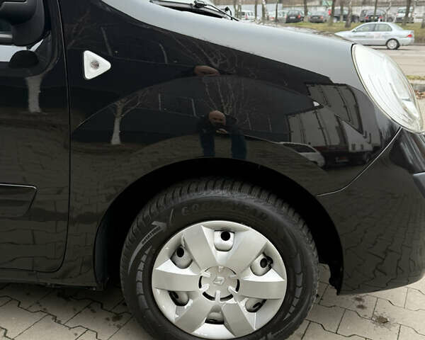 Коричневый Рено Кенгу, объемом двигателя 1.6 л и пробегом 188 тыс. км за 7900 $, фото 26 на Automoto.ua