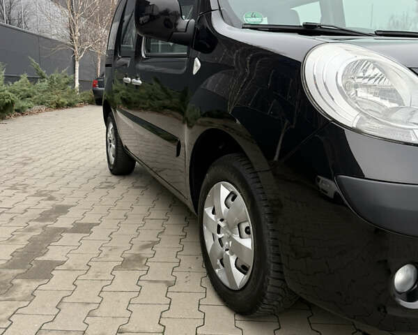 Коричневый Рено Кенгу, объемом двигателя 1.6 л и пробегом 188 тыс. км за 7900 $, фото 32 на Automoto.ua