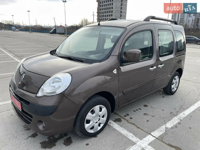 Коричневий Рено Кєнгу, об'ємом двигуна 1.6 л та пробігом 197 тис. км за 8200 $, фото 13 на Automoto.ua