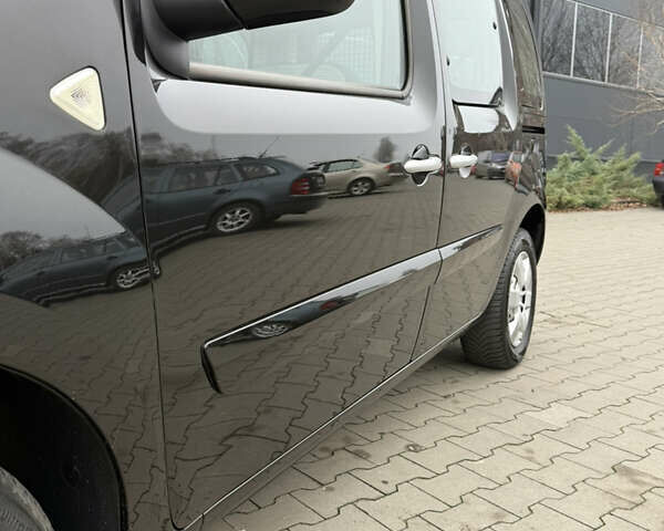 Коричневый Рено Кенгу, объемом двигателя 1.6 л и пробегом 188 тыс. км за 7900 $, фото 13 на Automoto.ua