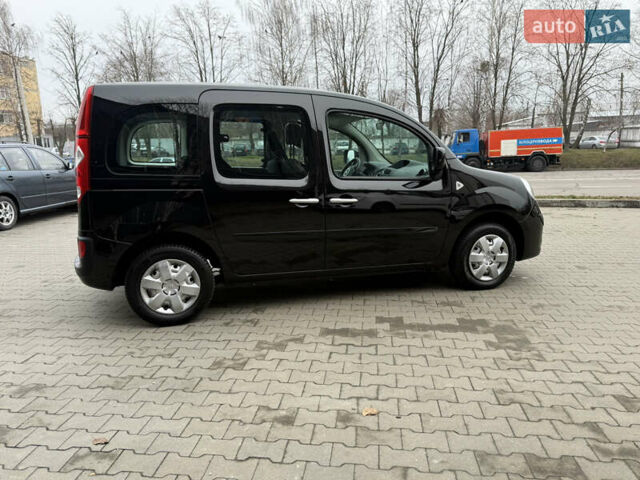 Коричневый Рено Кенгу, объемом двигателя 1.6 л и пробегом 188 тыс. км за 7900 $, фото 24 на Automoto.ua