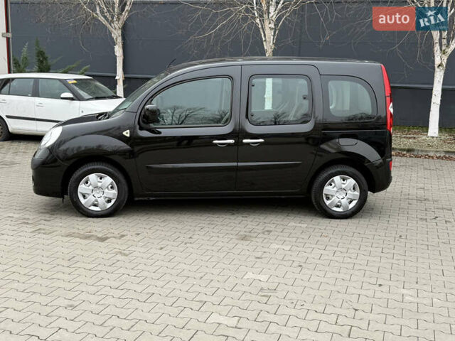 Коричневый Рено Кенгу, объемом двигателя 1.6 л и пробегом 188 тыс. км за 7900 $, фото 3 на Automoto.ua