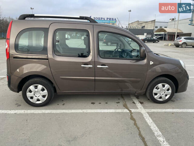 Коричневий Рено Кєнгу, об'ємом двигуна 1.6 л та пробігом 197 тис. км за 8200 $, фото 7 на Automoto.ua