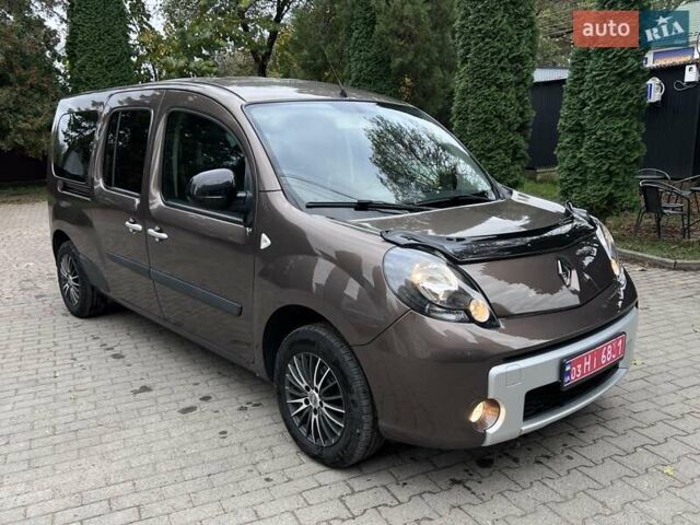 Коричневый Рено Кенгу, объемом двигателя 0 л и пробегом 190 тыс. км за 11716 $, фото 19 на Automoto.ua