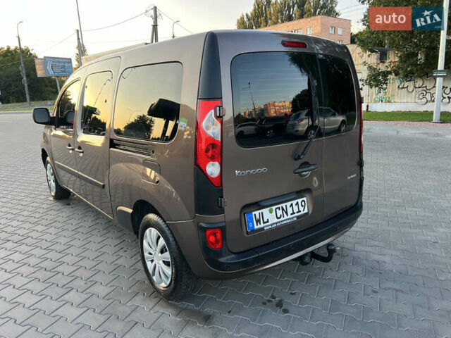 Коричневый Рено Кенгу, объемом двигателя 1.5 л и пробегом 223 тыс. км за 10800 $, фото 7 на Automoto.ua