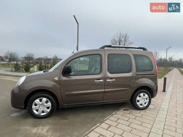 Коричневий Рено Кєнгу, об'ємом двигуна 1.5 л та пробігом 228 тис. км за 8950 $, фото 10 на Automoto.ua