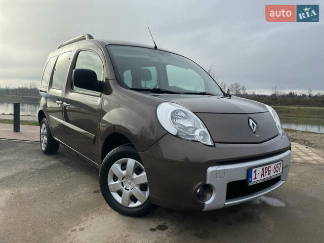 Коричневий Рено Кєнгу, об'ємом двигуна 1.5 л та пробігом 228 тис. км за 8950 $, фото 6 на Automoto.ua