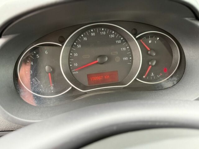 Коричневый Рено Кенгу, объемом двигателя 1.5 л и пробегом 156 тыс. км за 2300 $, фото 4 на Automoto.ua