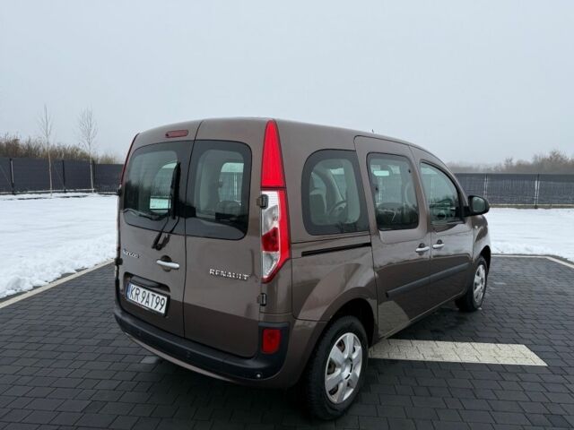 Коричневый Рено Кенгу, объемом двигателя 1.5 л и пробегом 156 тыс. км за 2300 $, фото 8 на Automoto.ua