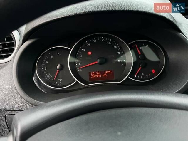 Коричневый Рено Кенгу, объемом двигателя 1.5 л и пробегом 203 тыс. км за 9990 $, фото 26 на Automoto.ua