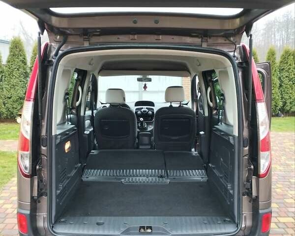 Коричневый Рено Кенгу, объемом двигателя 1.5 л и пробегом 256 тыс. км за 10999 $, фото 8 на Automoto.ua