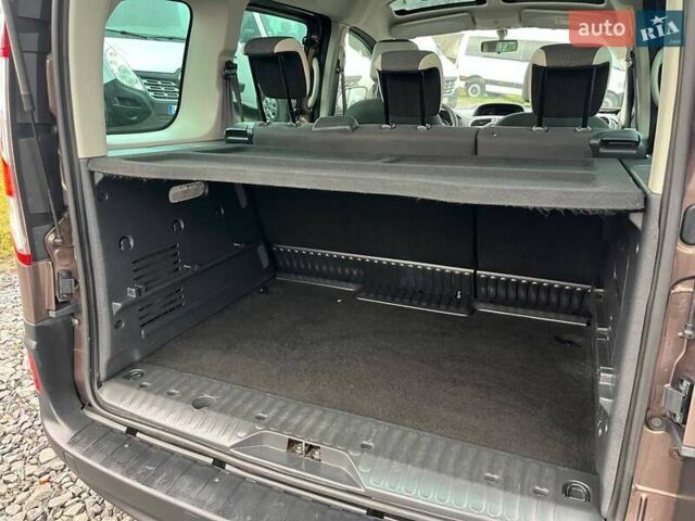 Коричневый Рено Кенгу, объемом двигателя 1.5 л и пробегом 203 тыс. км за 9990 $, фото 42 на Automoto.ua