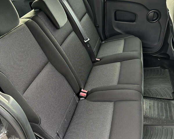 Коричневый Рено Кенгу, объемом двигателя 1.5 л и пробегом 280 тыс. км за 12300 $, фото 43 на Automoto.ua