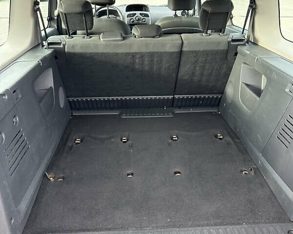 Коричневый Рено Кенгу, объемом двигателя 1.5 л и пробегом 280 тыс. км за 12300 $, фото 48 на Automoto.ua