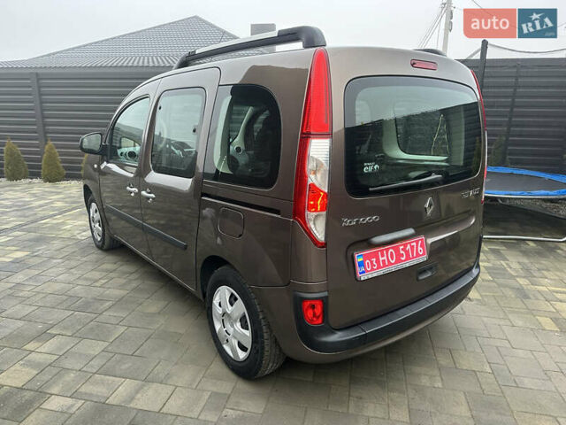 Коричневый Рено Кенгу, объемом двигателя 1.5 л и пробегом 210 тыс. км за 10999 $, фото 4 на Automoto.ua