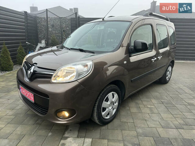 Коричневый Рено Кенгу, объемом двигателя 1.5 л и пробегом 210 тыс. км за 10999 $, фото 2 на Automoto.ua