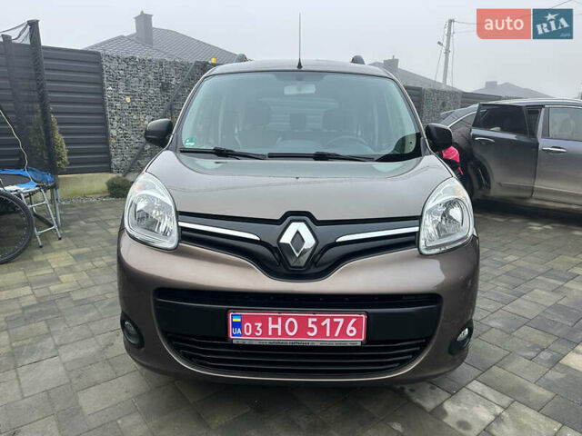 Коричневый Рено Кенгу, объемом двигателя 1.5 л и пробегом 210 тыс. км за 10999 $, фото 12 на Automoto.ua