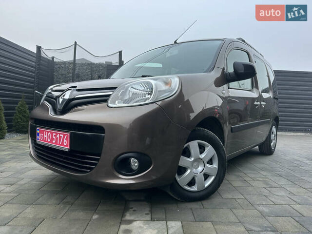 Коричневый Рено Кенгу, объемом двигателя 1.5 л и пробегом 210 тыс. км за 10999 $, фото 9 на Automoto.ua