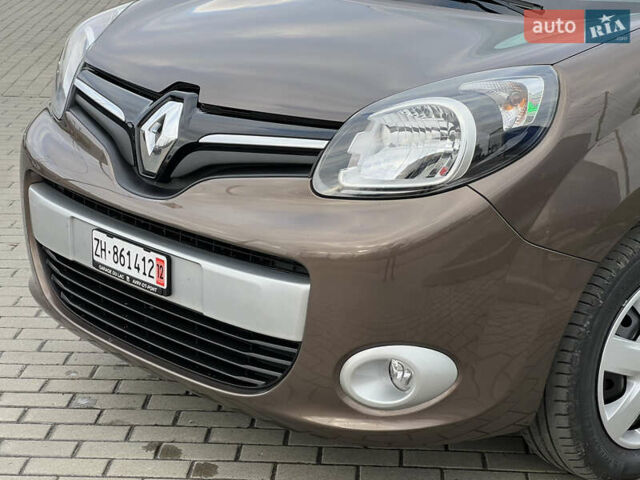 Коричневый Рено Кенгу, объемом двигателя 1.5 л и пробегом 154 тыс. км за 13399 $, фото 13 на Automoto.ua