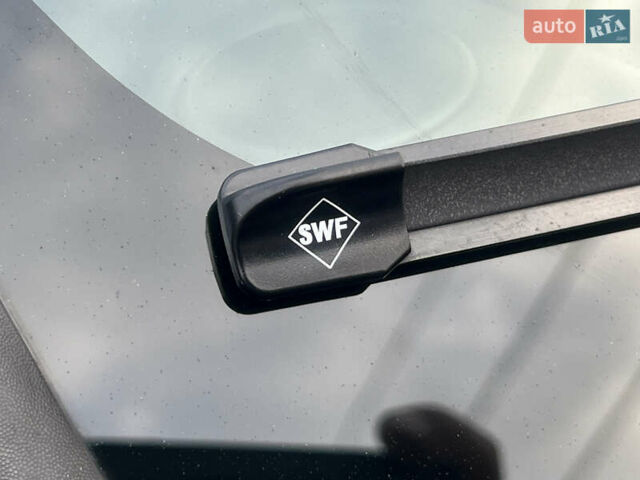 Коричневый Рено Кенгу, объемом двигателя 1.5 л и пробегом 154 тыс. км за 13399 $, фото 61 на Automoto.ua