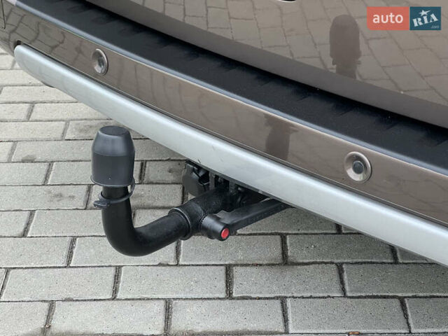 Коричневый Рено Кенгу, объемом двигателя 1.5 л и пробегом 154 тыс. км за 13399 $, фото 21 на Automoto.ua