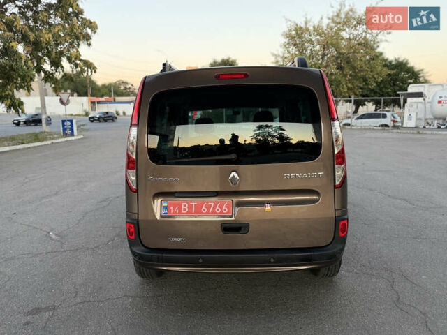 Коричневый Рено Кенгу, объемом двигателя 1.5 л и пробегом 159 тыс. км за 12999 $, фото 22 на Automoto.ua