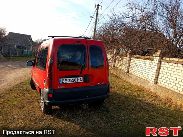 Красный Рено Кенгу, объемом двигателя 1.4 л и пробегом 16 тыс. км за 2900 $, фото 8 на Automoto.ua