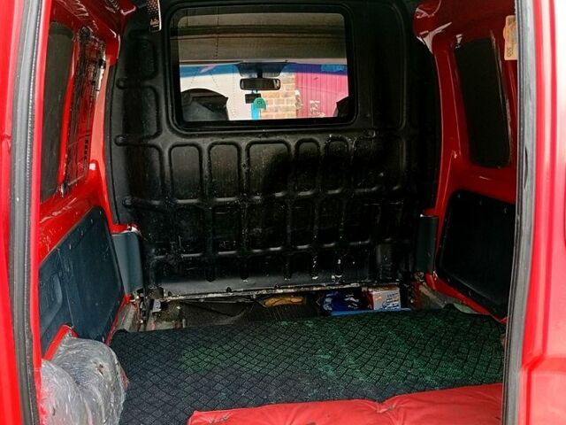 Червоний Рено Кєнгу, об'ємом двигуна 1.9 л та пробігом 381 тис. км за 2600 $, фото 4 на Automoto.ua