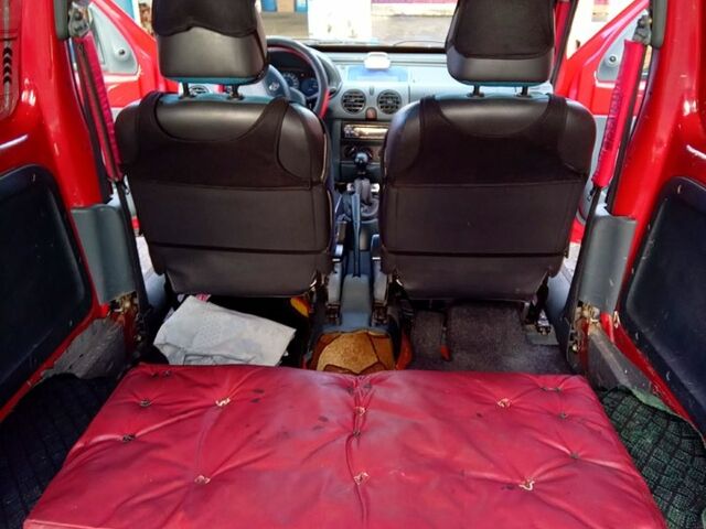 Червоний Рено Кєнгу, об'ємом двигуна 1.9 л та пробігом 381 тис. км за 2600 $, фото 6 на Automoto.ua