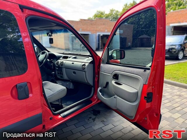 Красный Рено Кенгу, объемом двигателя 1.5 л и пробегом 235 тыс. км за 3850 $, фото 10 на Automoto.ua