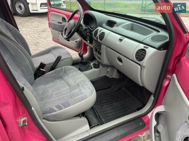 Красный Рено Кенгу, объемом двигателя 1.46 л и пробегом 230 тыс. км за 3999 $, фото 18 на Automoto.ua