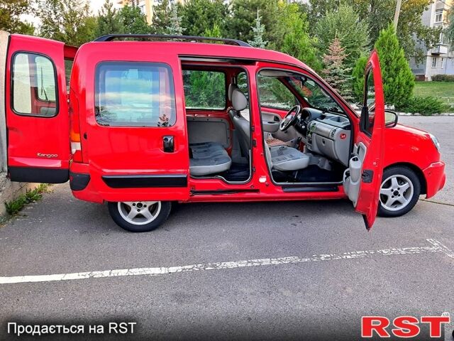 Красный Рено Кенгу, объемом двигателя 1.5 л и пробегом 197 тыс. км за 4950 $, фото 11 на Automoto.ua