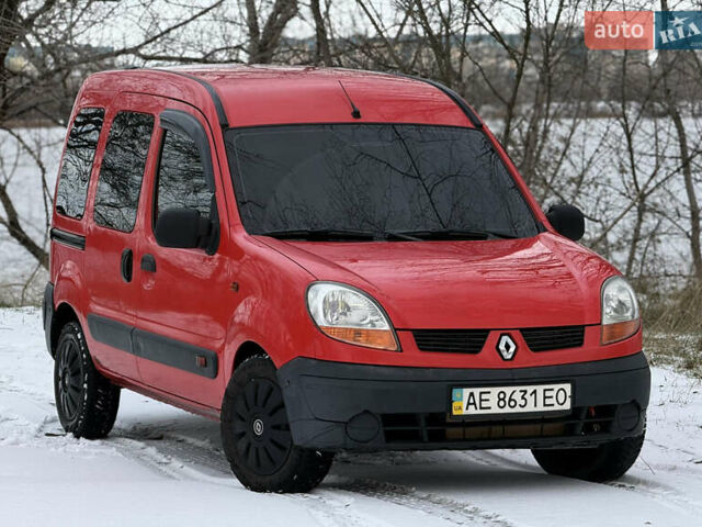Красный Рено Кенгу, объемом двигателя 1.87 л и пробегом 322 тыс. км за 3399 $, фото 2 на Automoto.ua
